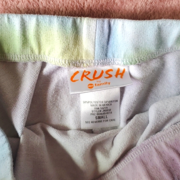 Multiple colored skirt. Size: Small/ kids - Picture 2 of 2